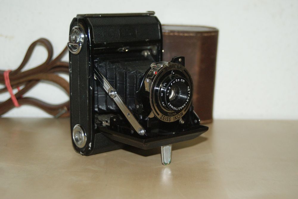 APPAREIL PHOTO ZEISS IKON NETTAR 1 : 6,3 / f = 105mm