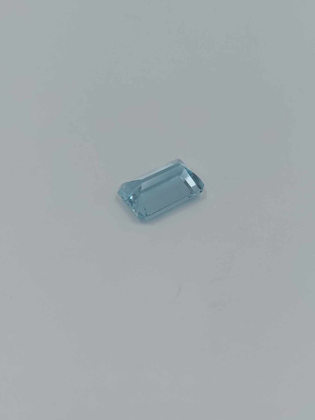 Pietre preziose: 1 OKTAGONALER AQUAMARIN 21.13 CT. – Usato da Luzern venduto da EdiGem 9