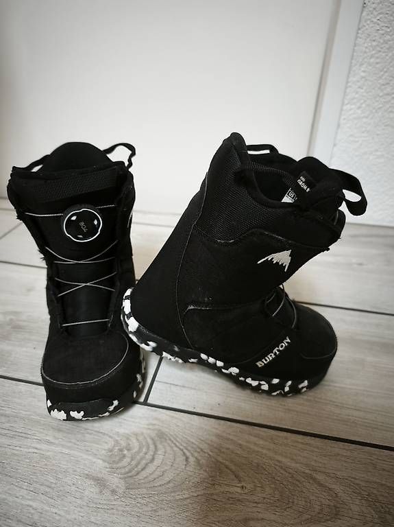Herrenschuhe: Burton Snowboardboot Grösse 30 – Gebraucht aus Lohn-Ammannsegg von A.Mohyla