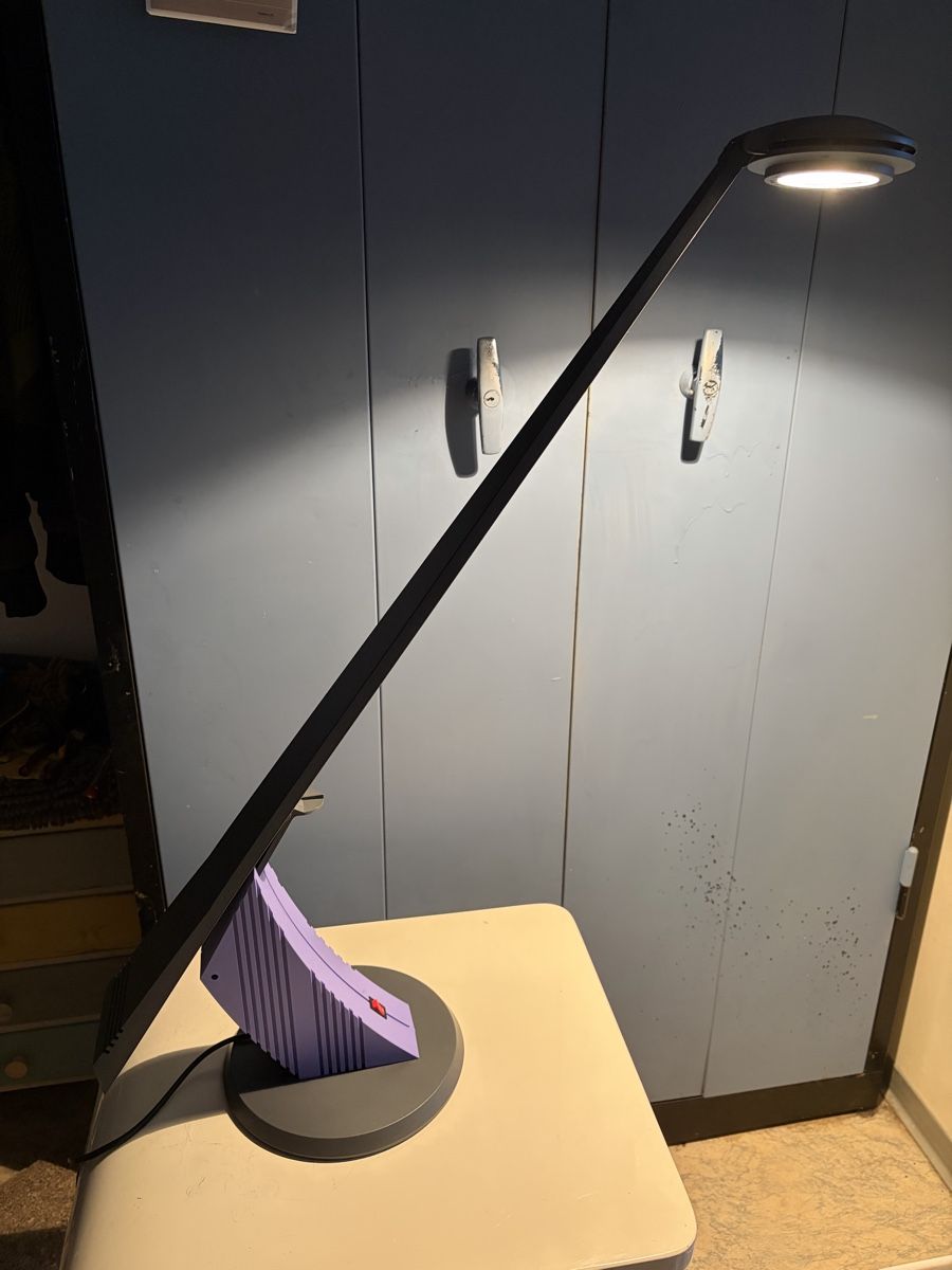 Lampen: Postmoderne Lampe Modell Dromos – Gebraucht aus Biel/Bienne von alexriveros2