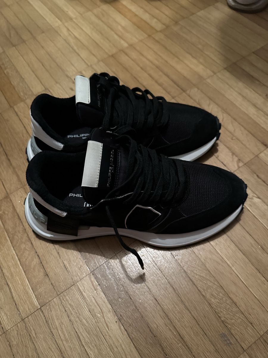 Scarpe da donna: Philippe Model - Elegante und komfortable Sneaker – Usato da Schlieren venduto da James1010 1