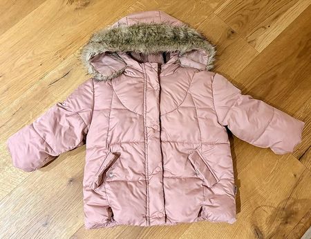 Winterjacke Mädchen 92 wie NEU