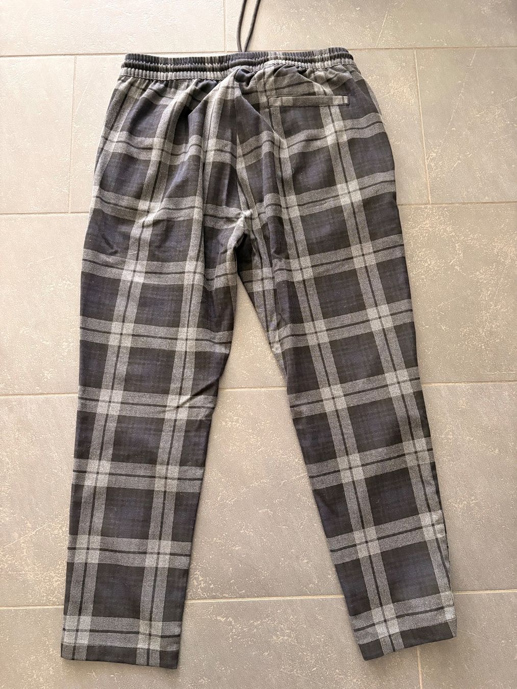 Pantalons: Hose - Grösse L - Only&Sons – D'occasion à Oberuzwil par Tomsi_9 1