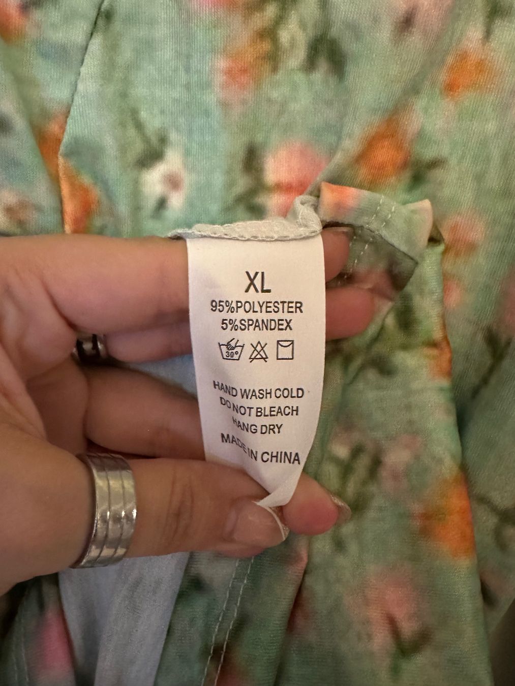 Camicette: Frühlings-Blusentop mit Blumenmuster, Gr. XL – Usato da Schaan venduto da Hermine2018 1