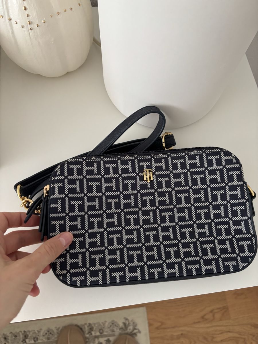 Tommy Hilfiger Borse da donna: NEW - Tommy Hilfiger Bag NP: 150.- – Nuovo (secondo la descrizione) da Horgen venduto da lme_8kj7 2