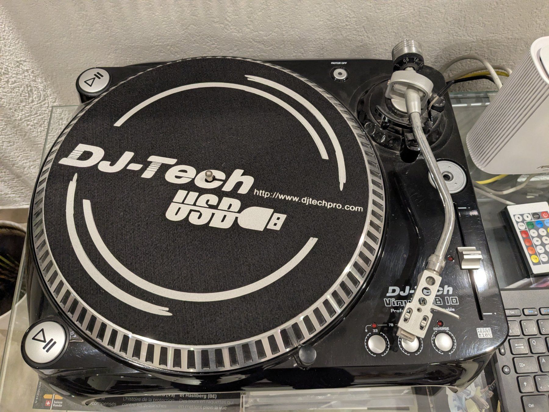 Dj-Tech Giradischi: DJ-Tech Vinyl USB 10 – Usato da La Chaux-de-Fonds venduto da wg602