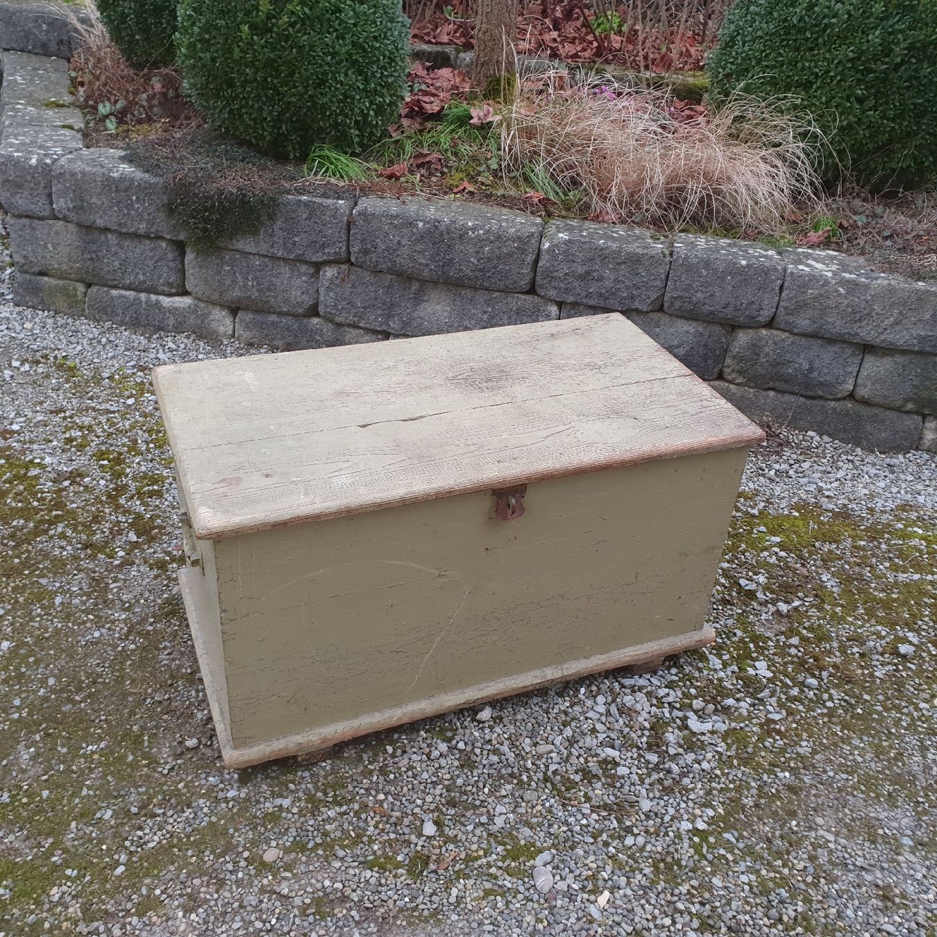 Cassapanche: Henkell Trocken Sekt Truhe Sitztruhe – Usato da Uesslingen venduto da 1Atelier 2