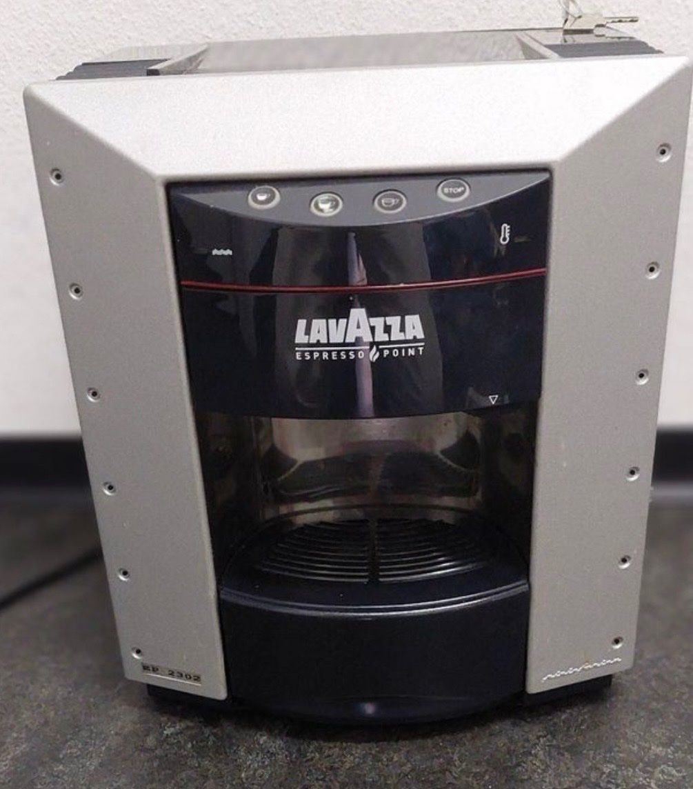 Lavazza Machines à café & Machines à expresso: Lavazza Espresso Point Kaffeemaschine – D'occasion à Zürich par Gianni