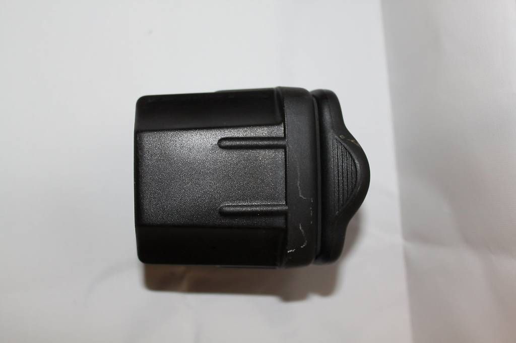 Tutti pezzi di ricambio auto: Subaru G3X Justy 1.5AWD Aschenbecher – Usato da Domat-Ems venduto da Oiteli68 4