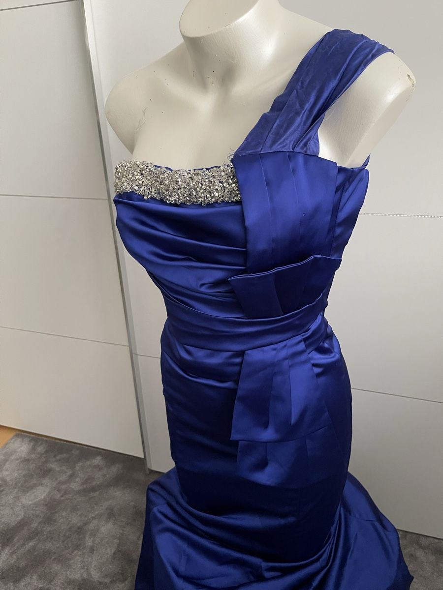 Vestiti: Blau kleid💙 – Usato da Seewen SZ venduto da bil_hhm7