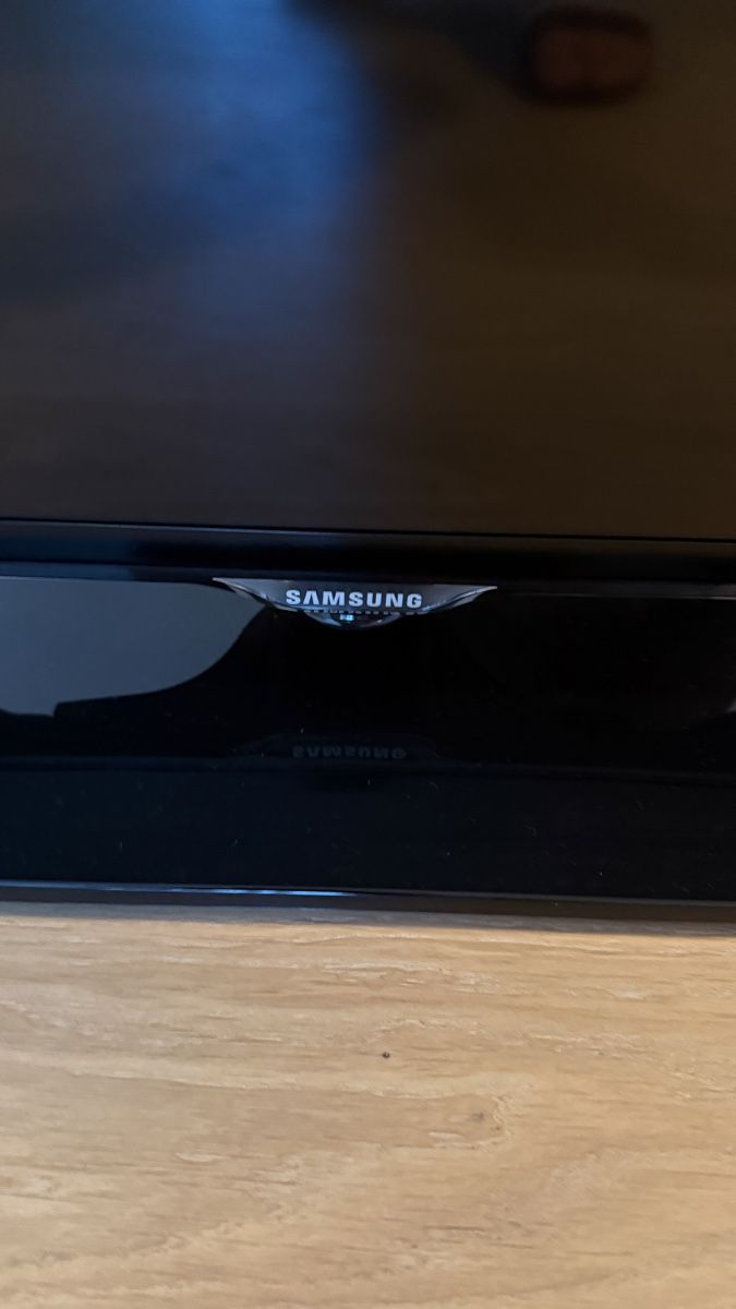 Televisori: Samsung TV 40“ – Usato da Zollikerberg venduto da j4mieeee3e 1