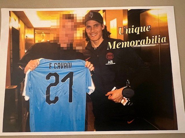 Autografi: Maglia Cavani autografata - Uruguay – Nuovo (secondo la descrizione) da S. Pietro venduto da SORETOLO 3