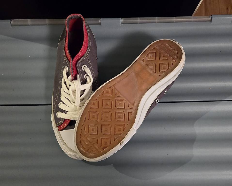 Damenschuhe: Sneakers Gr. 38 NEU – Gebraucht aus MUTTENZ von cod_8p5k
