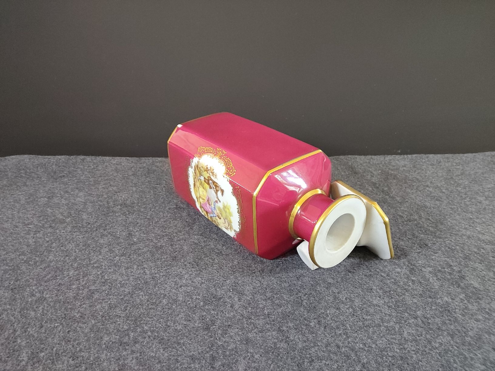 Caraffe: Dekorative Limoges Karaffe mit Goldrand, Vitange – Usato da Altdorf UR venduto da Liveo-shop 2