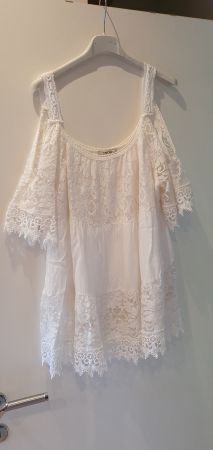 weisse Sommer-Bluse mit Spitzen im Shabby Vintage Look