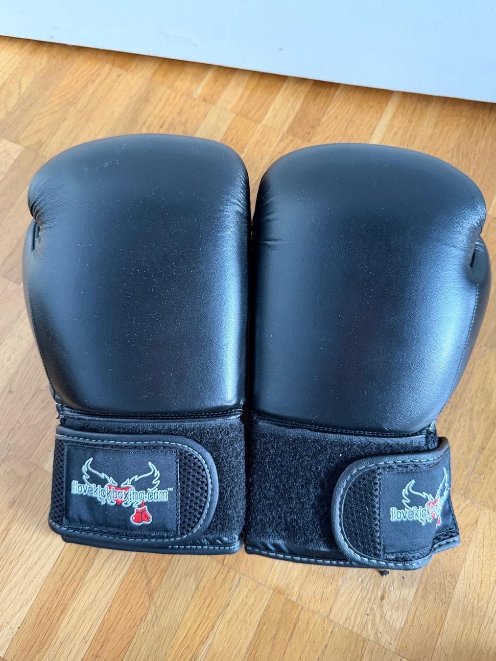 Altri accessori da uomo: Gut erhaltene Kickboxhandschuhe – Usato da Zürich venduto da sir_g6hp 5