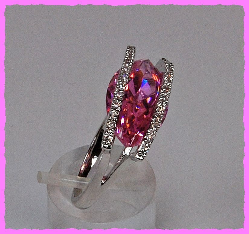 Anelli: Exklusiver Ring mit Zirkonia – Nuovo e nell'imballaggio originale da Oberglatt ZH venduto da Diamond-Girl 1