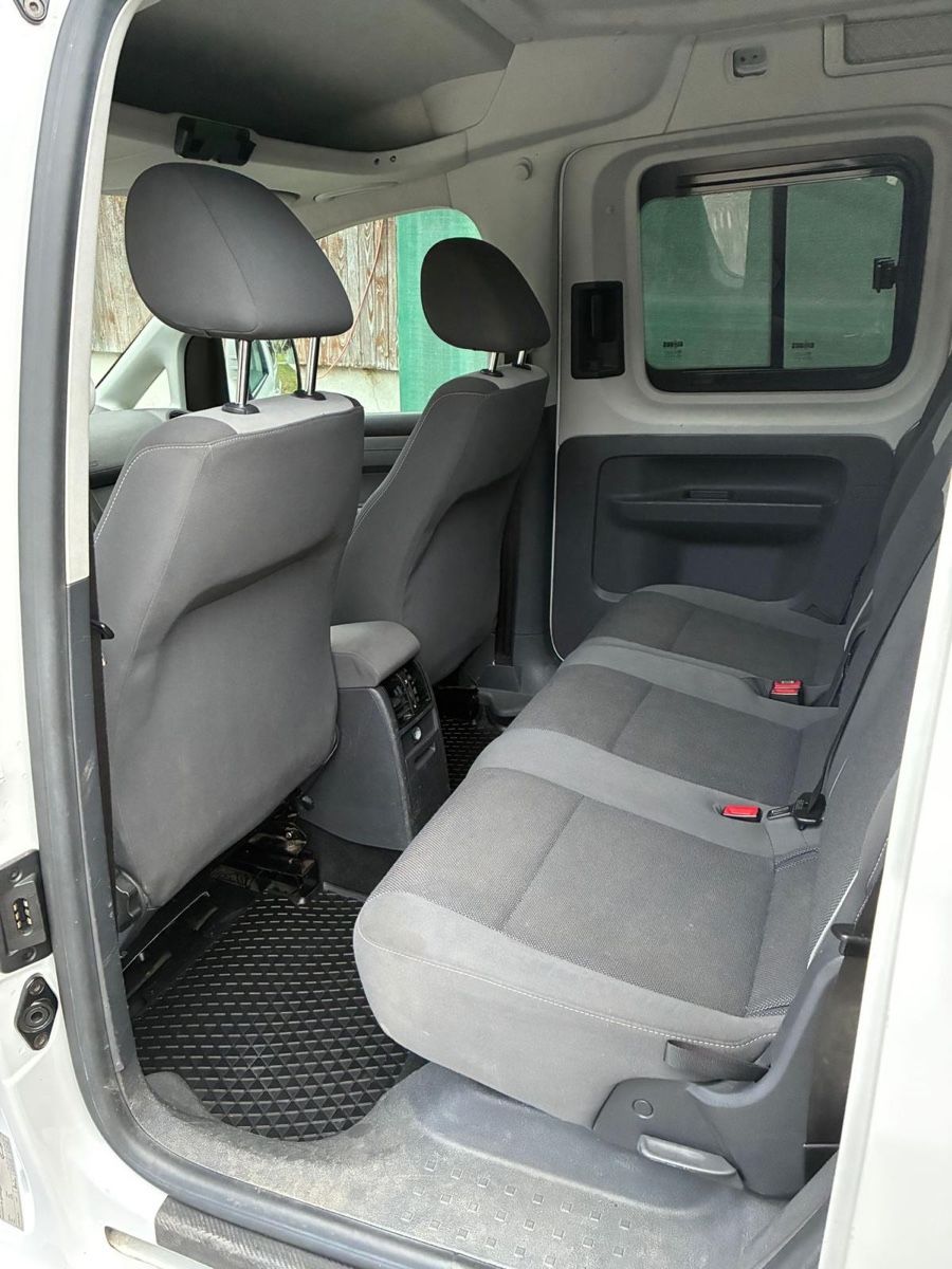 VW Autos: VW Caddy 2.0 4 Motion – Gebraucht aus Stalden (Sarnen) von burchs86 1