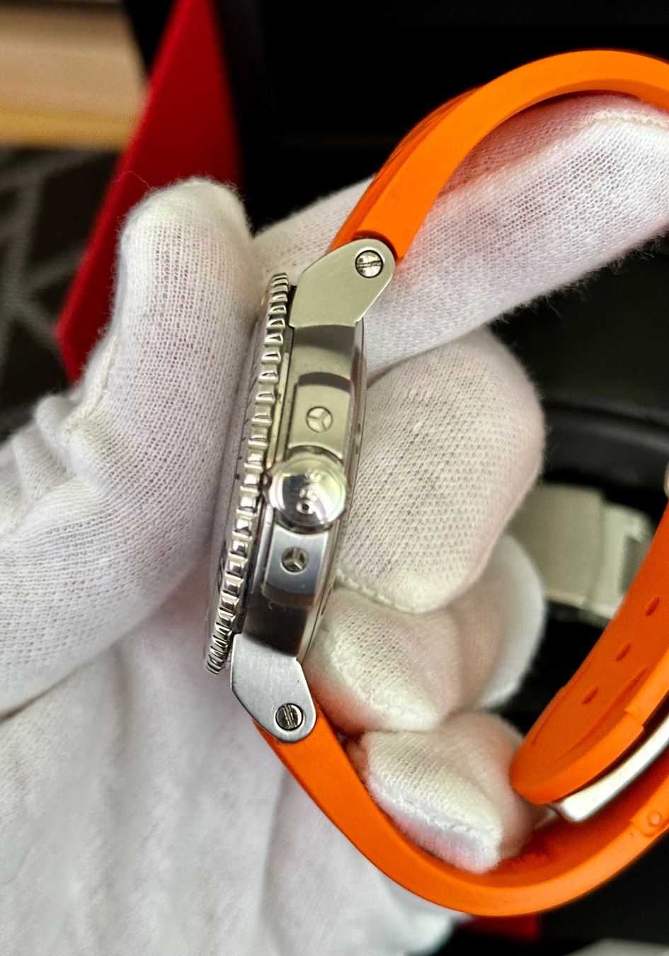 Oris Uhren: Oris Aquis Date 43mm Automatic- Full Set – Gebraucht aus Dielsdorf von HubertE2 2
