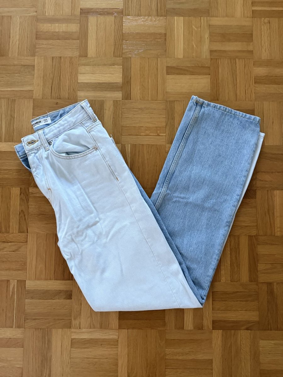 Pull&Bear Jeans: PULL&BEAR zweifarbige Jeans – Usato da Binningen venduto da zoemaya 2