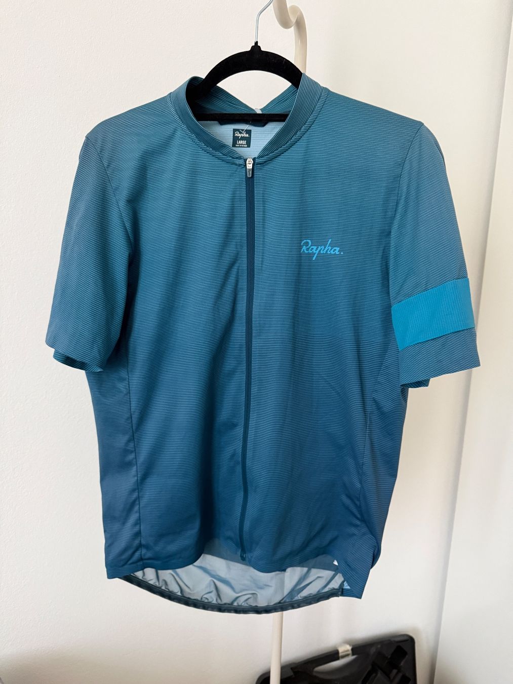 Rapha Canottiere & Pantaloni: Rapha Velo Trikot, Blau L – Usato da Zürich venduto da buc_rl55