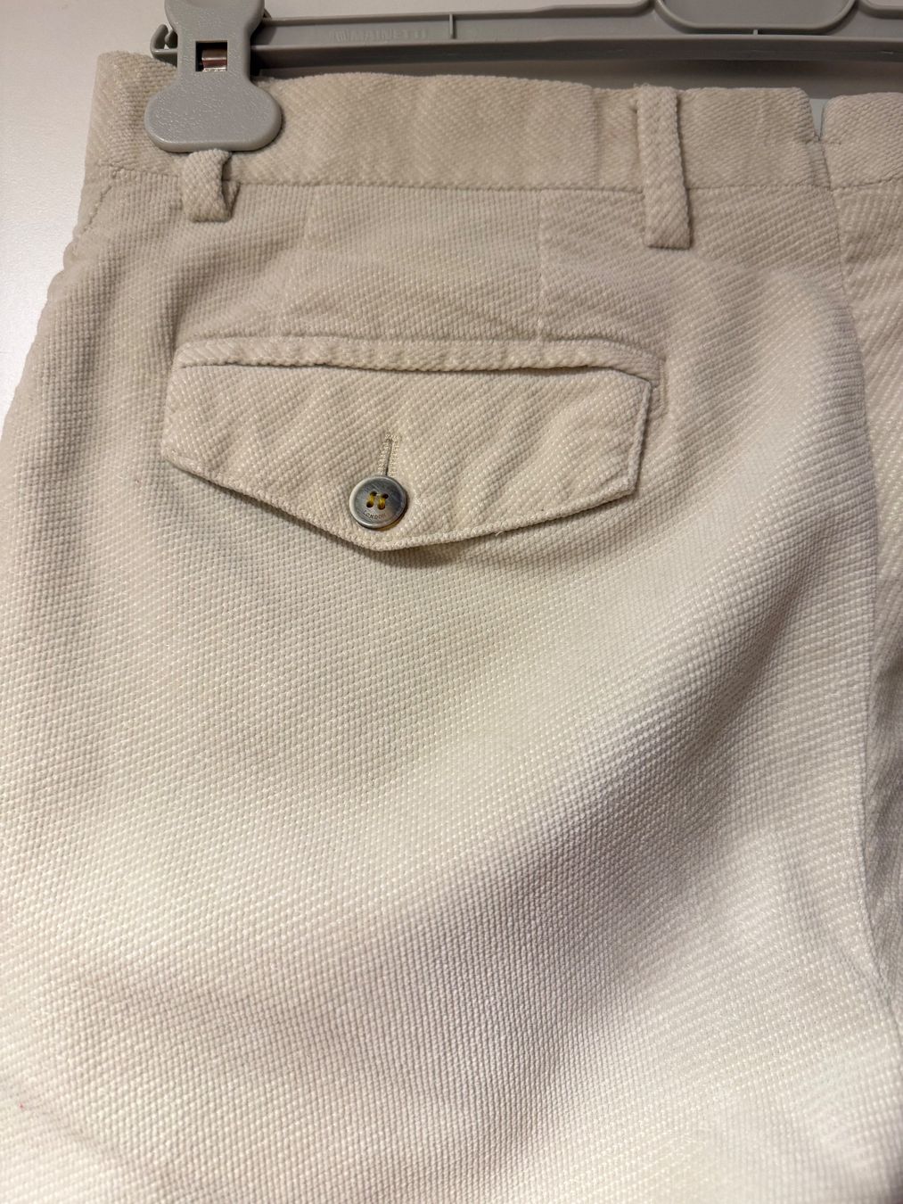 Hackett Pantaloni: Hackett London Cordhose Creme Gr. 31 – Usato da Wabern venduto da fengshui63 1