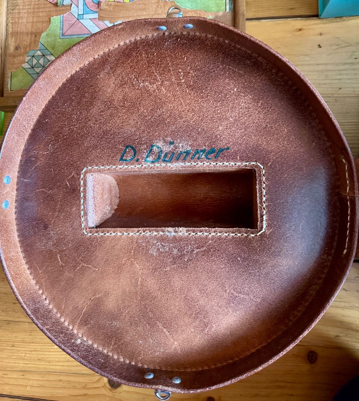Borse: Curling Ledertasche mit Gebrauchsspuren – Usato da Grabs venduto da Antik-Vintage 4