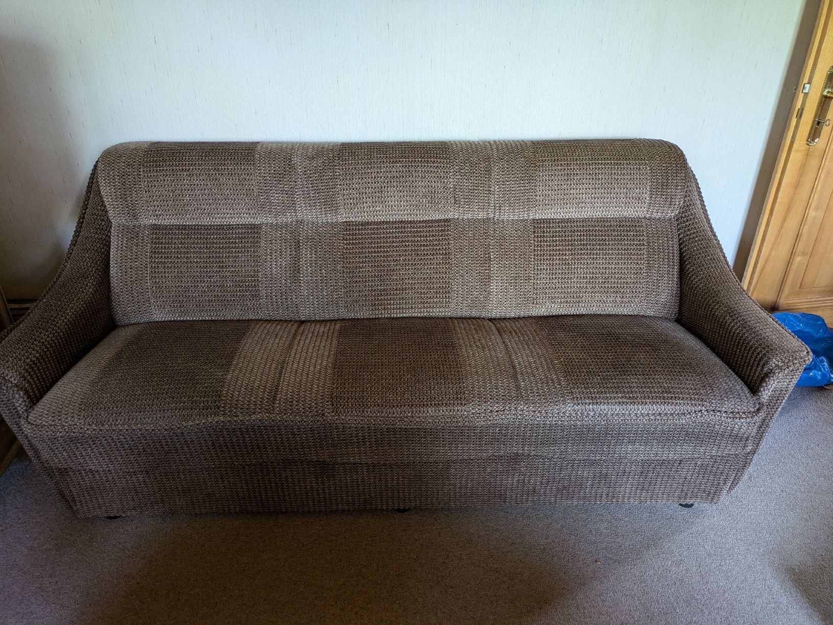 Sofas: Braunes Bettsofa / Couch, 3-Sitzer, gut erhalten, Top! – Gebraucht aus Gähwil von margritr62 2