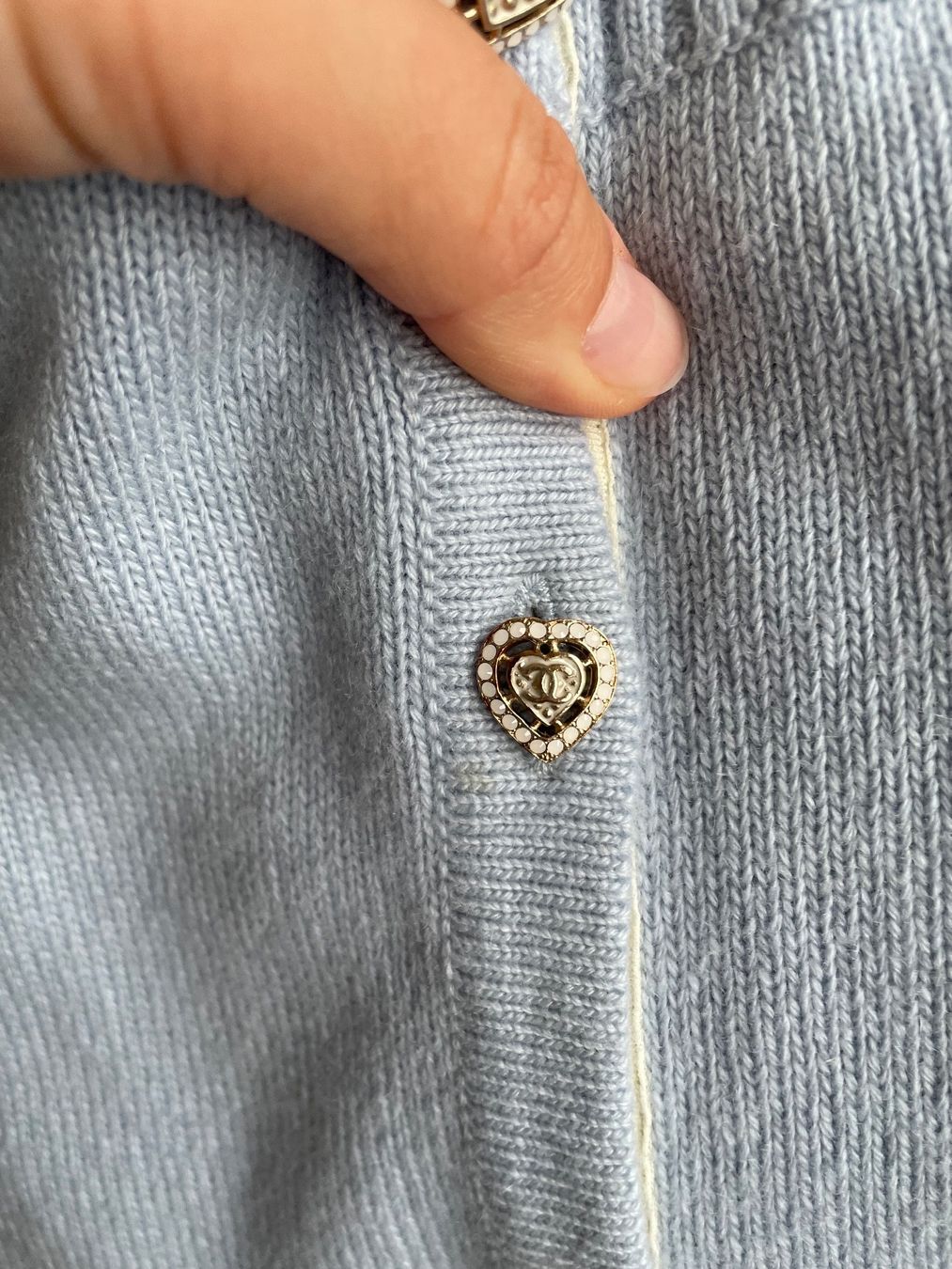 Chanel Pullover & Sweatshirts: Chanel Pullover – Neu (gemäss Beschreibung) aus Winterthur von 19.19 5