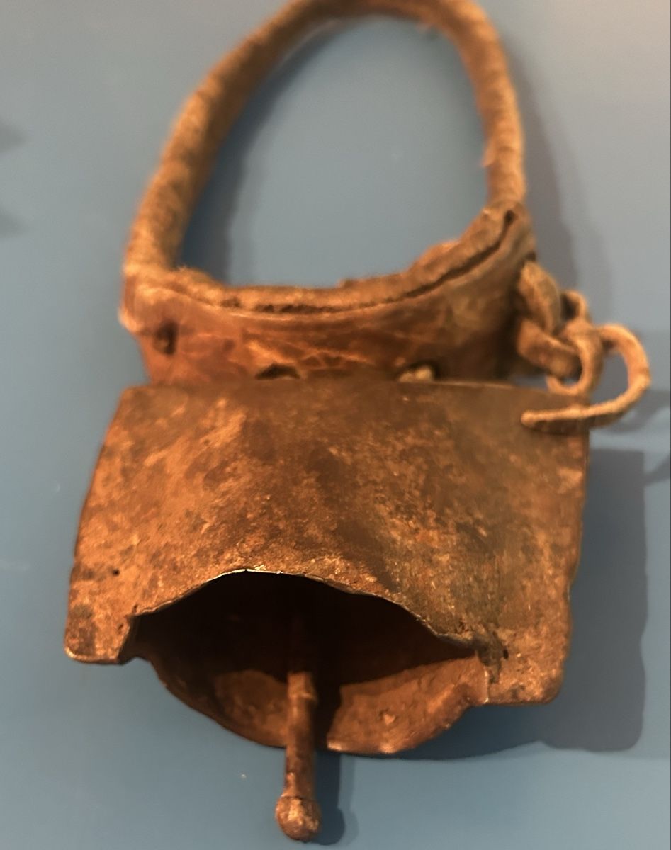 Glocken & Treicheln: Alte Kuhglocke/ Ziegenglocke  – Gebraucht aus Bülach von larson27 3