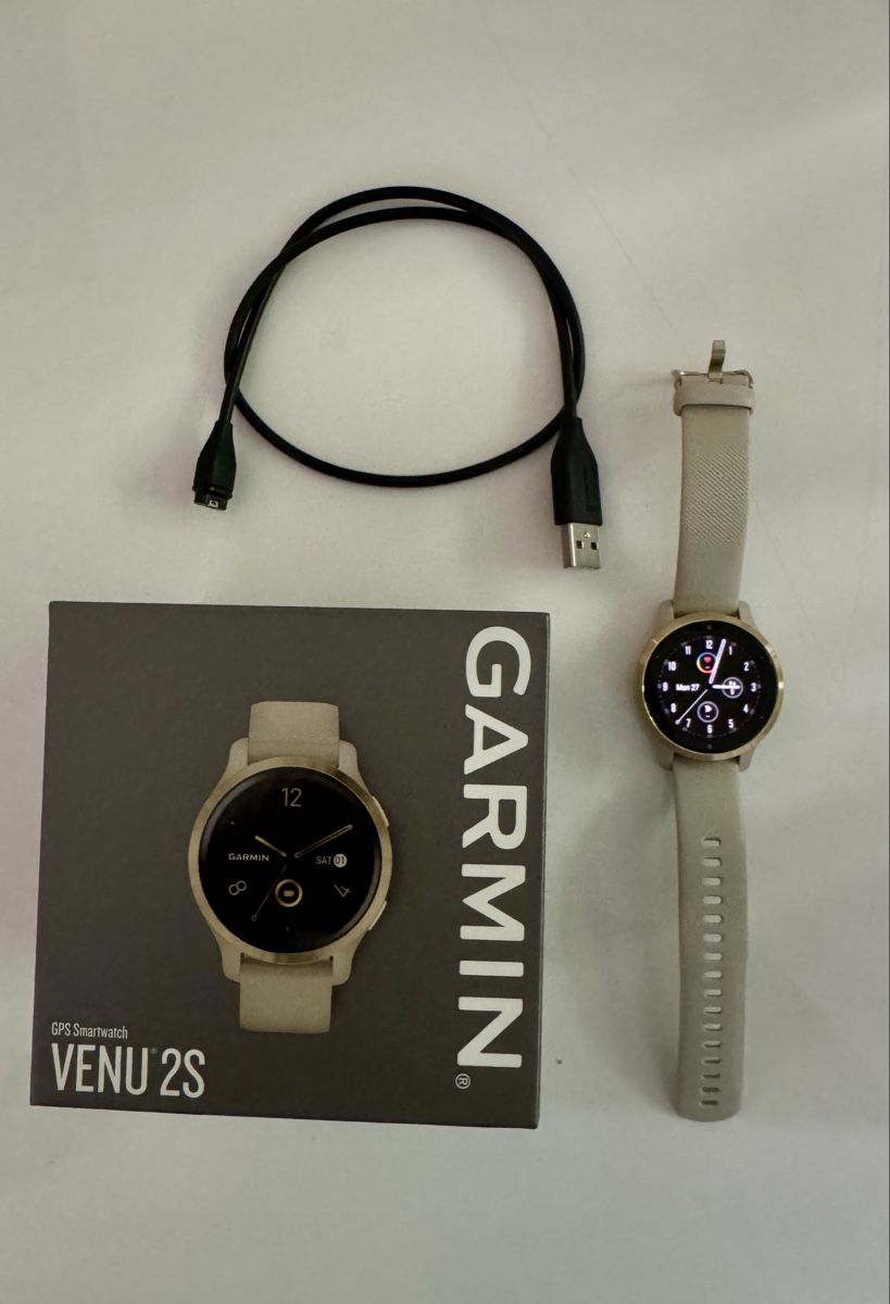 Garmin Smartwatch: Garmin Venu 2s – Usato da Zermatt venduto da pat_v5qh