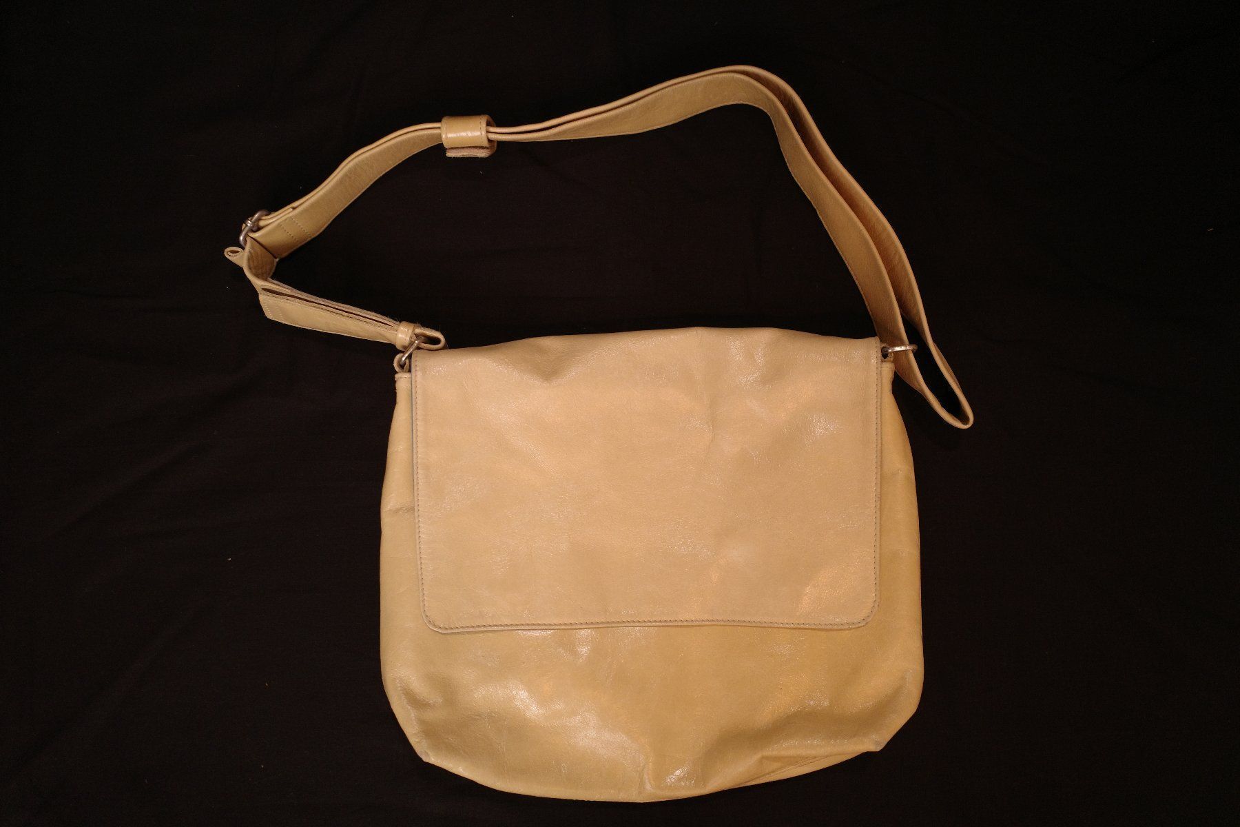 Borse da donna: Ledertasche – Usato da Zürich venduto da ForMat21
