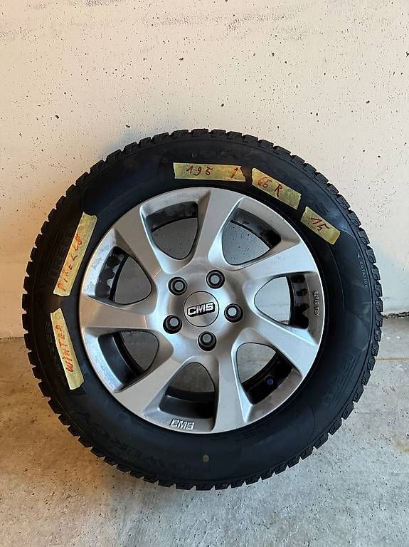 Pirelli Pneus & Kompletträder: Winterreifen Pirelli – Gebraucht aus Hendschiken von giuliavena 3