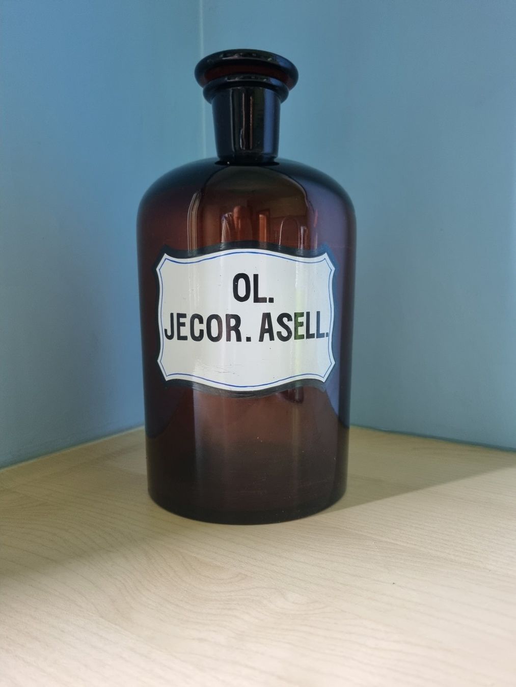 Accessori da laboratorio: Apothekerflasche, Oleum Jecoris Aselli, Lebertran – Usato da Bern venduto da llewellyn1ne
