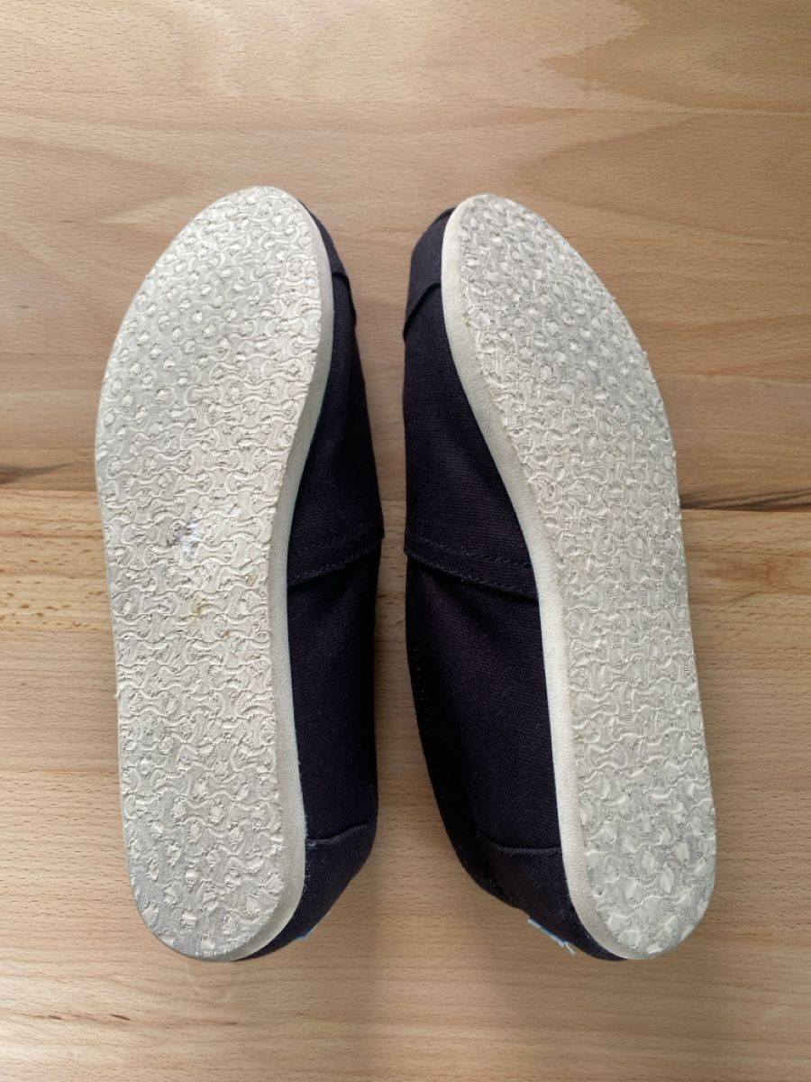 Toms Damenschuhe: Toms schwarz Grösse 8.5 – Gebraucht aus Bern von fashion_11 1