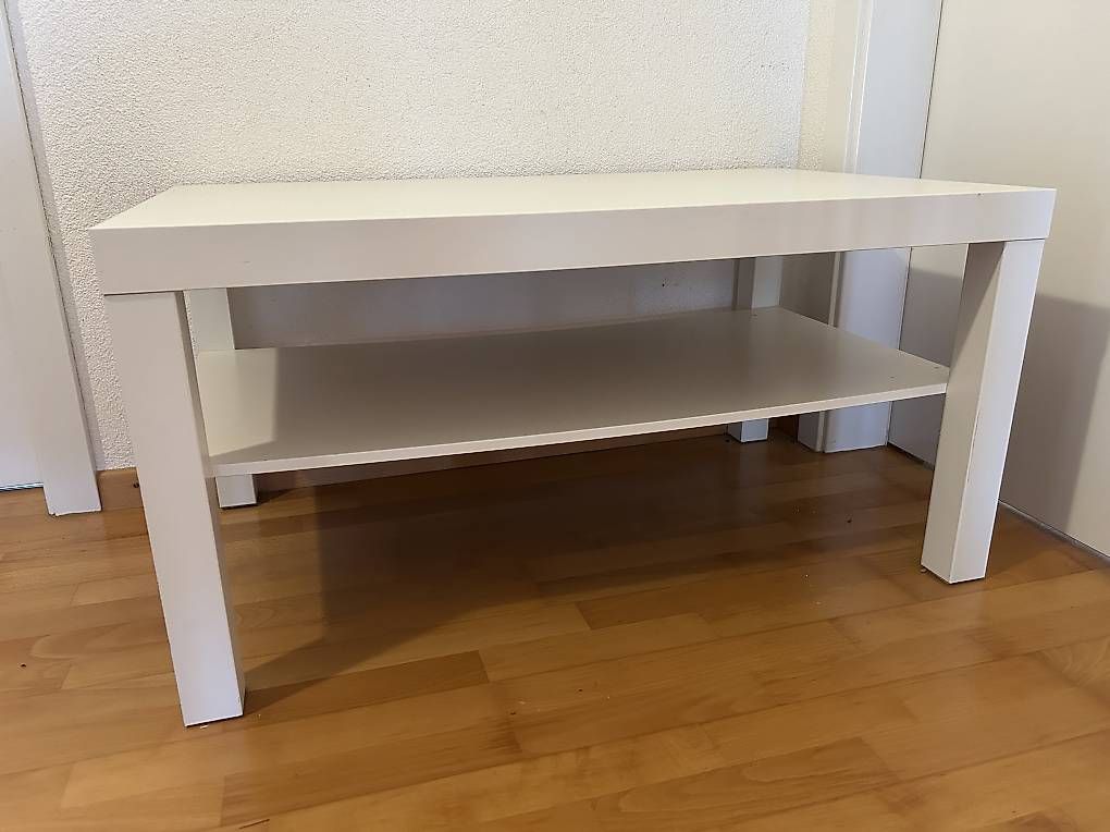 Set di tavolo e panche: GRATIS: IKEA Tisch & 2 Kinderstühle – Usato da Gerlikon venduto da Ariane13 3