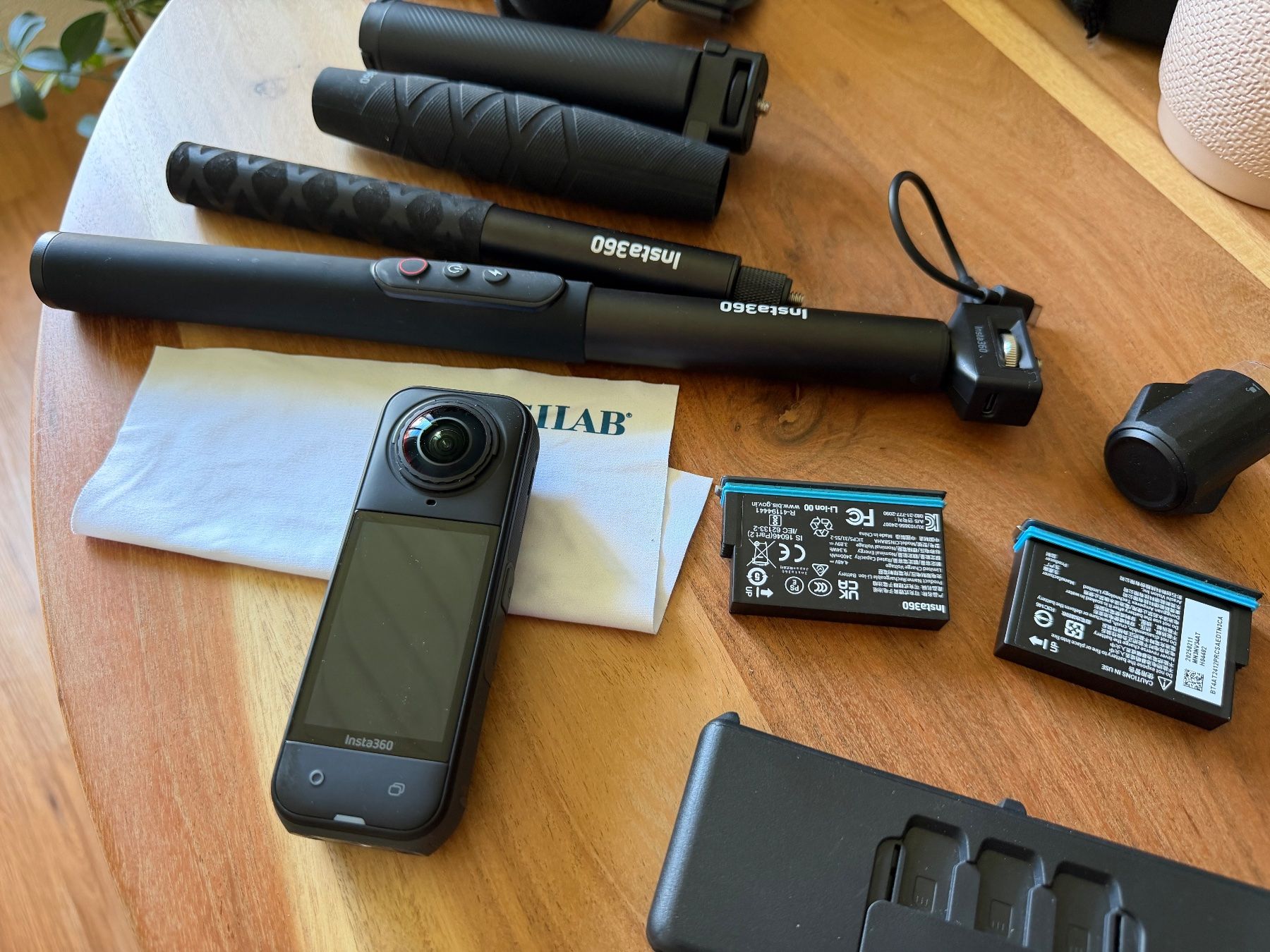 Insta360 Action Cam: Insta360 X5 8K – Usato da Luzern venduto da Lightrooms 4