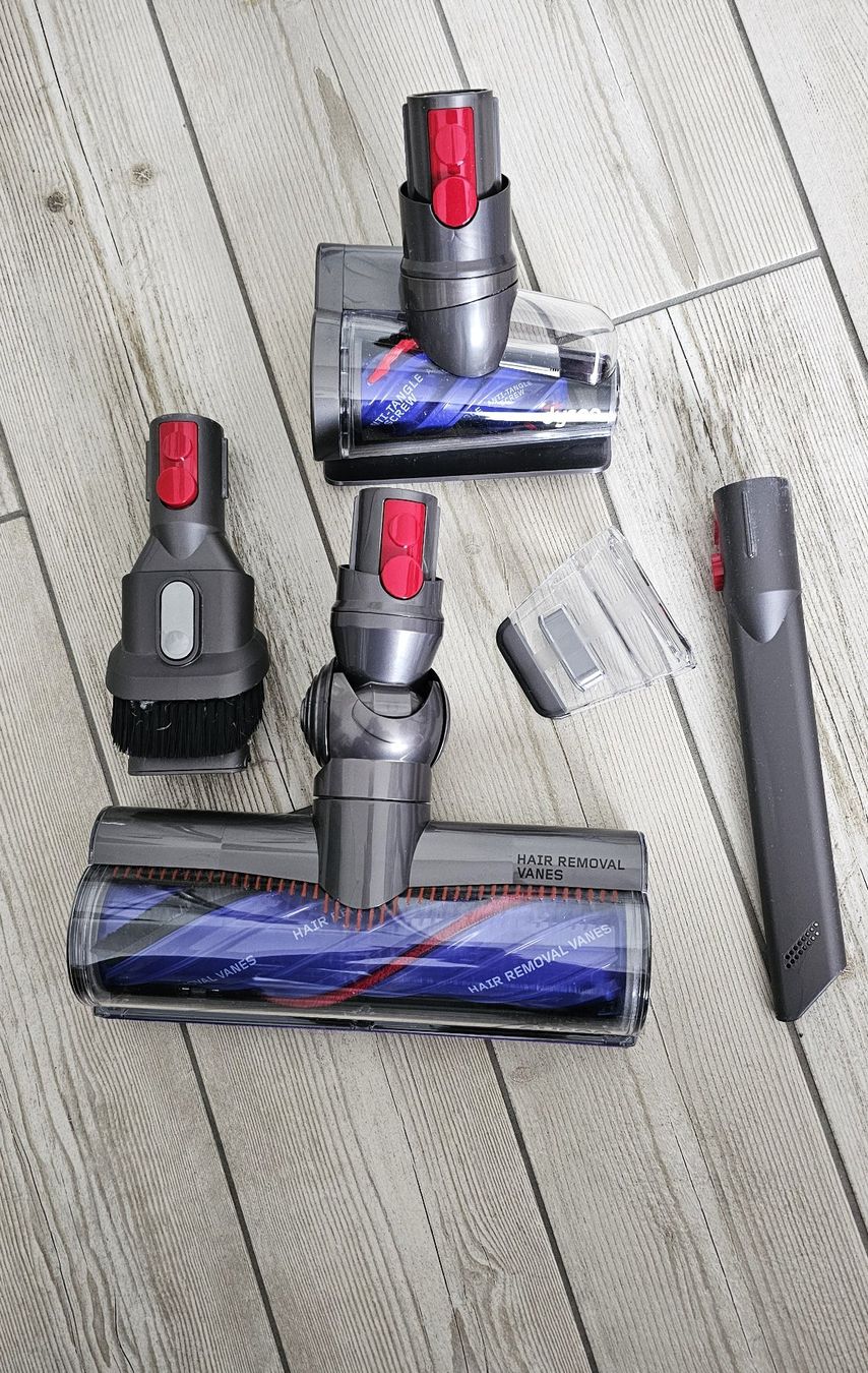 Dyson Staubsauger & Zubehör: Dyson V12 Slim Absolute – Gebraucht aus Trimmis von taroca01 1