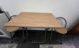 Klappbarer Esstisch mit 2 Stühlen