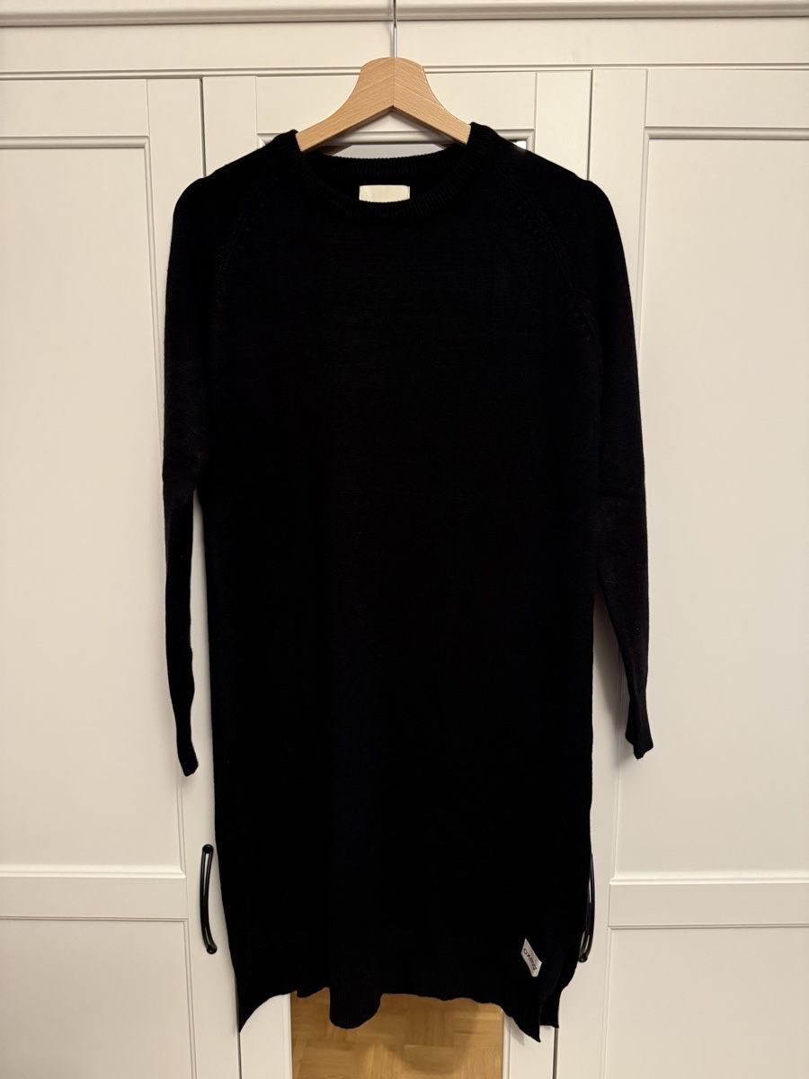 Vestiti: OXMO Strickkleid Schwarz Gr. XS – Nuovo (secondo la descrizione) da Muri b. Bern venduto da mar_q2qr