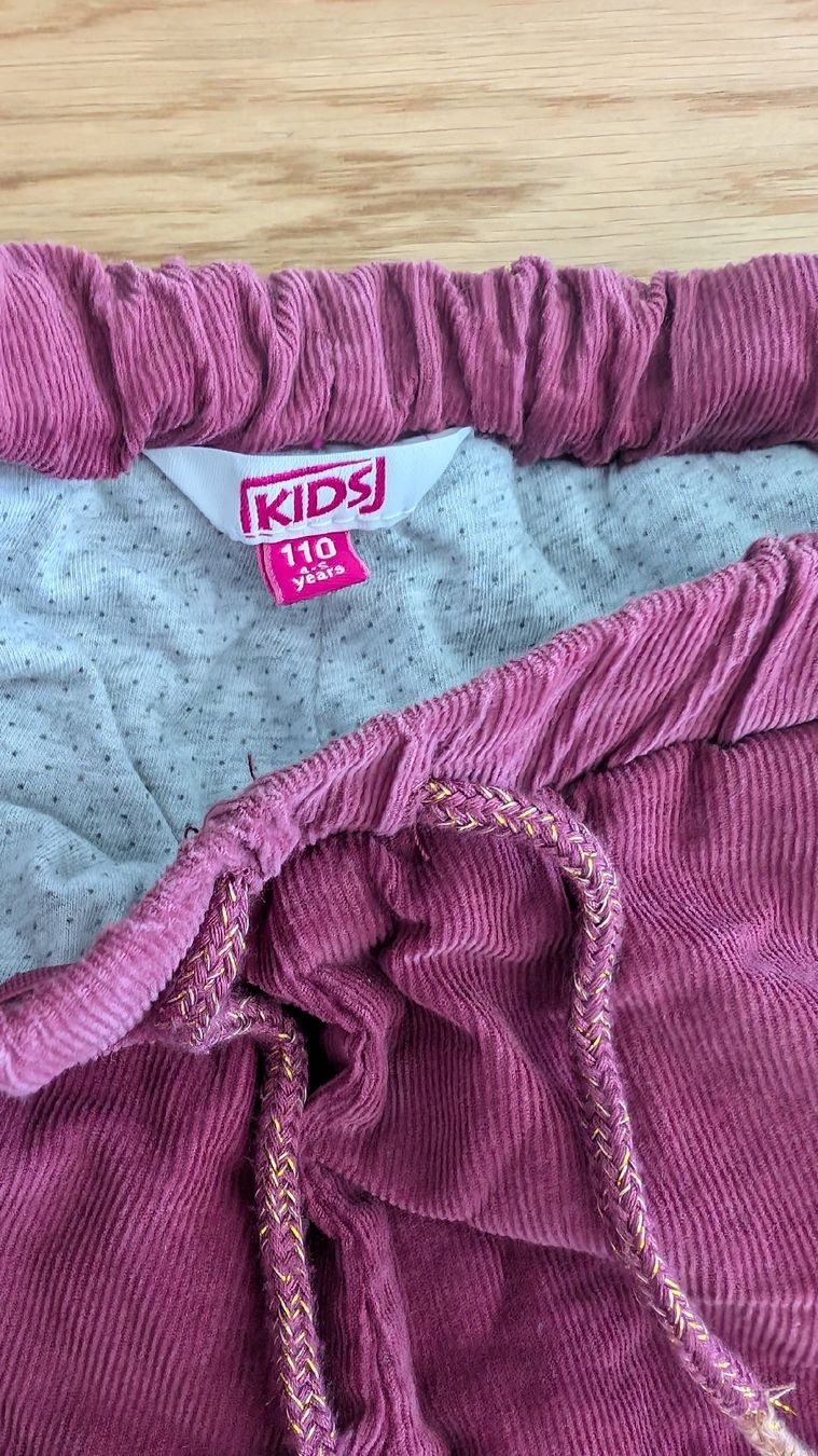 Pantaloni: gefütterte Hose gr 110 – Usato da Root venduto da vin_wr2l 1