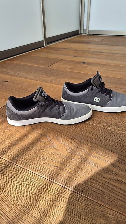 DC shoes Chaussures hommes: DC Herrenschuhe kaum getragen – D'occasion à Busswil TG par one123 1