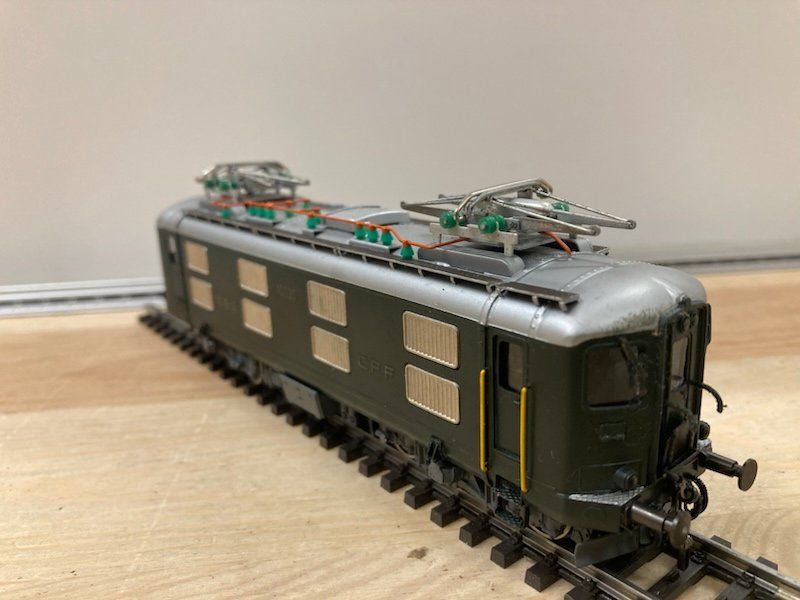 Metropolitan Modelleisenbahnen: Metropolitan H0 Elektrolok 10020 SBB Re 4/4I 714 – Gebraucht aus Brislach von ModellbahnDepot 3