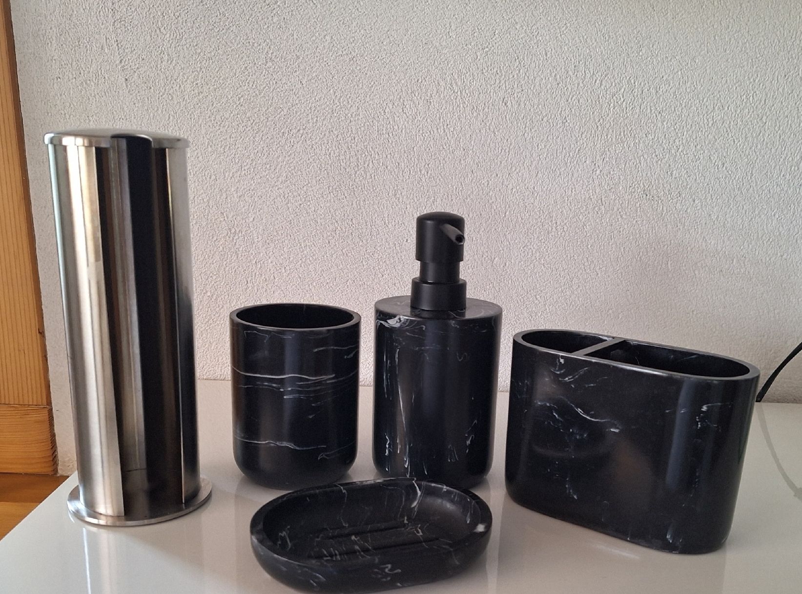 Portasapone: Badezimmer Set – Usato da schluein venduto da ciara011
