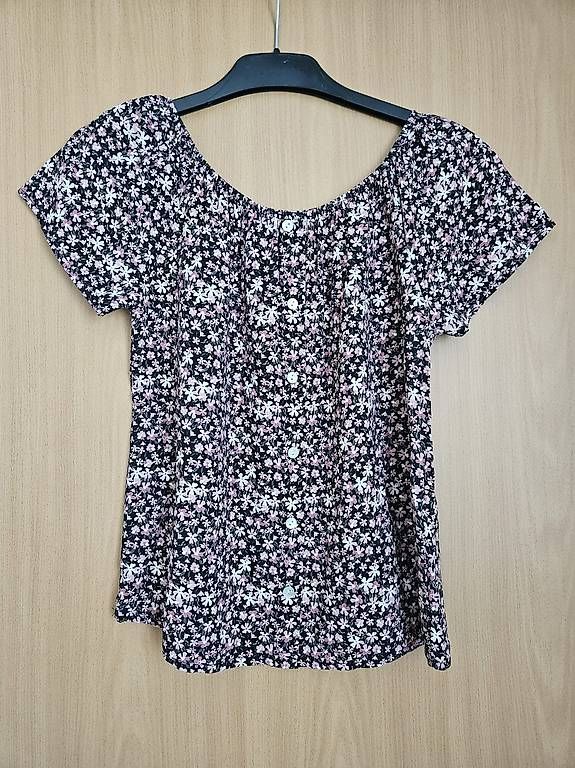 Chemisiers: Bluse mit Blümchen von Nuna Lie Grösse M – Neuf (Voir description) à Birrhard par pas_5sl2