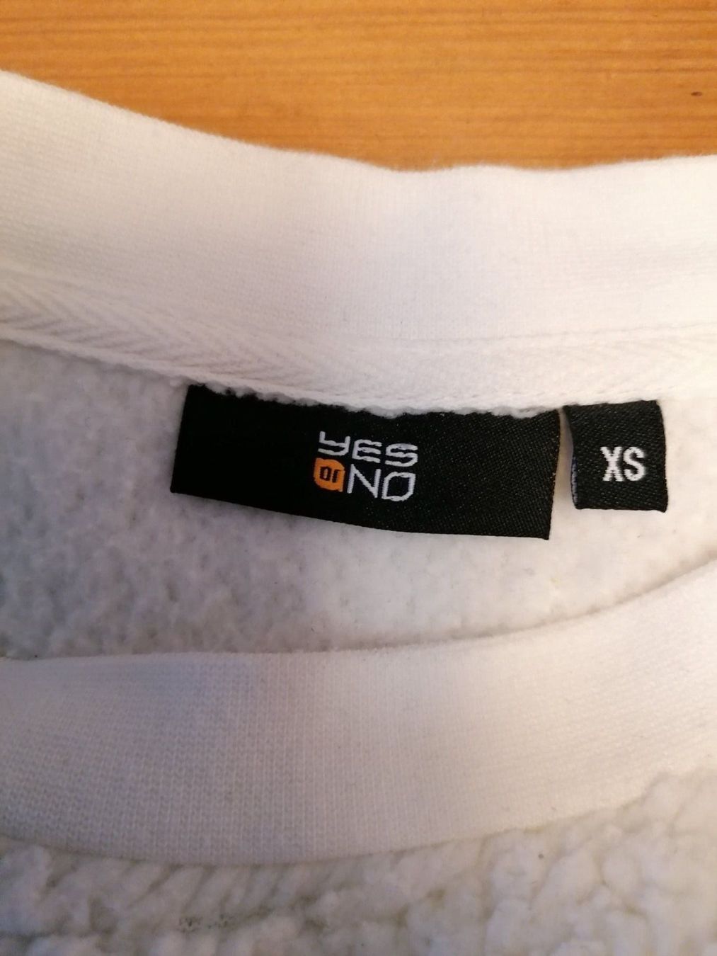 Maglioni & Felpe: Pulli 152 – Usato da Solothurn venduto da Shanty.20 2