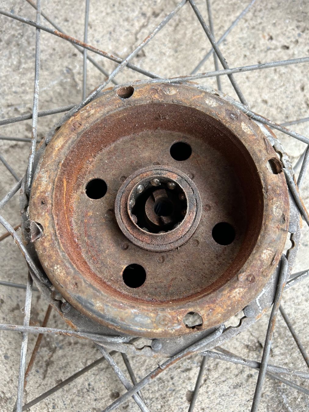Puch Parti ricambio per ciclomotori: Weinmann 19 Zoll Mofa Speichenrad – Difettoso da Fahrni b. Thun venduto da berger_tuning34 3