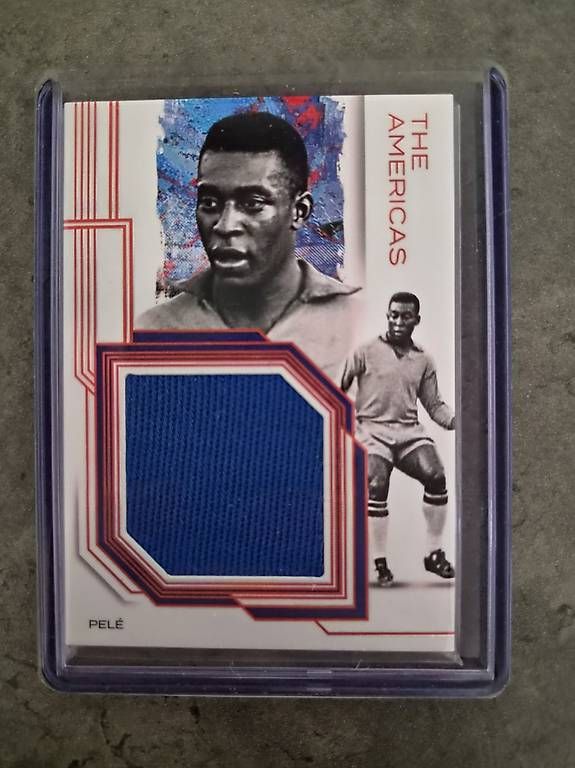 Cartes à collectionner: Futera Pelé Patch 5/5 – D'occasion à Seon par Passion4SoccerCards