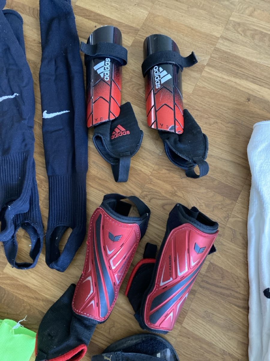Nike Schutz & Schoner: Schienbeinschoner Stulpen Kinder – Gebraucht aus Männedorf von Larimar4 2
