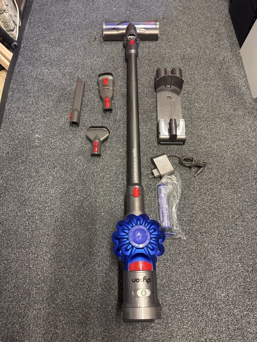 Dyson Aspirapolveri & Accessori: Dyson v7 Animal extra – Usato da Landquart venduto da Nnf007 1
